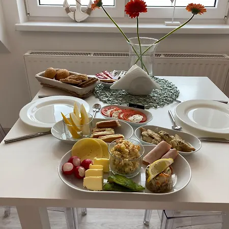 Dalba Przy Samej Plazy Bed & Breakfast